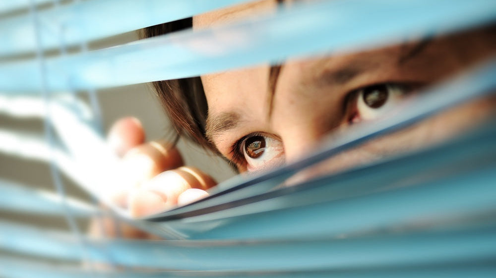 Danni del sole agli occhi: cosa provoca l'esposizione solare?