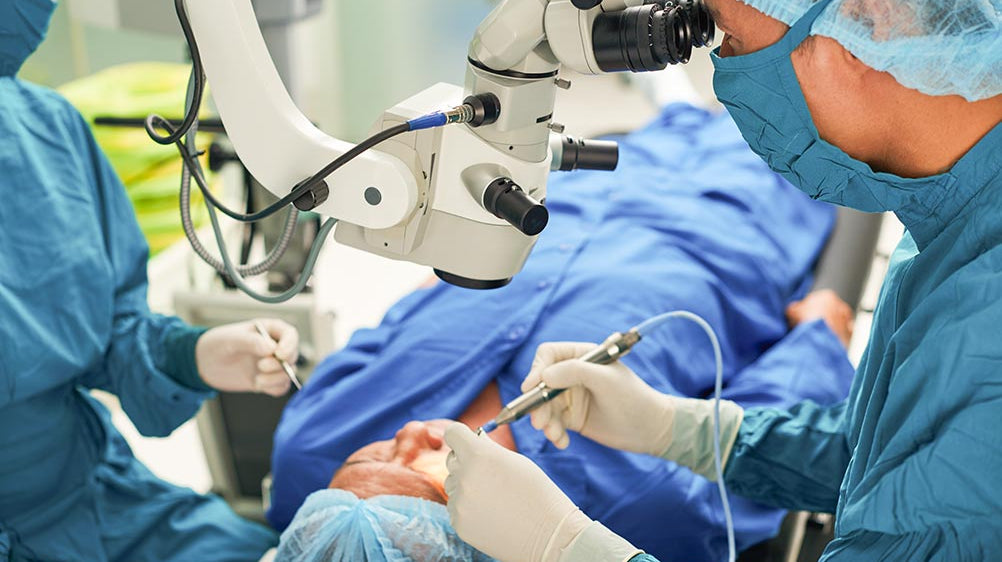 Trapianto cornea Cheratocono: Quali sono i rischi?