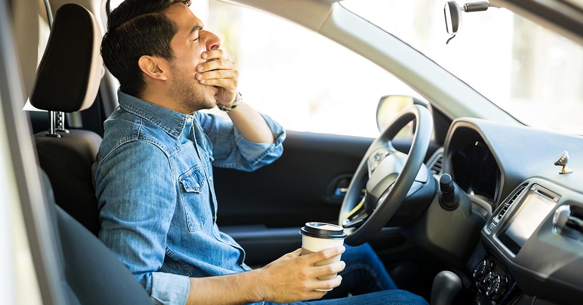 Sonnolenza alla guida: Un forte avviso per la tua sicurezza