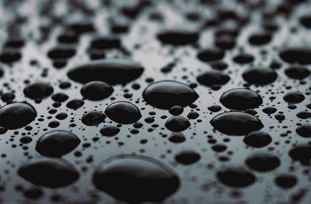 Ombre, macchie e "mosche volanti": le cause di questi disturbi visivi